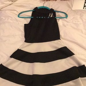 Black and white sleeveless dress